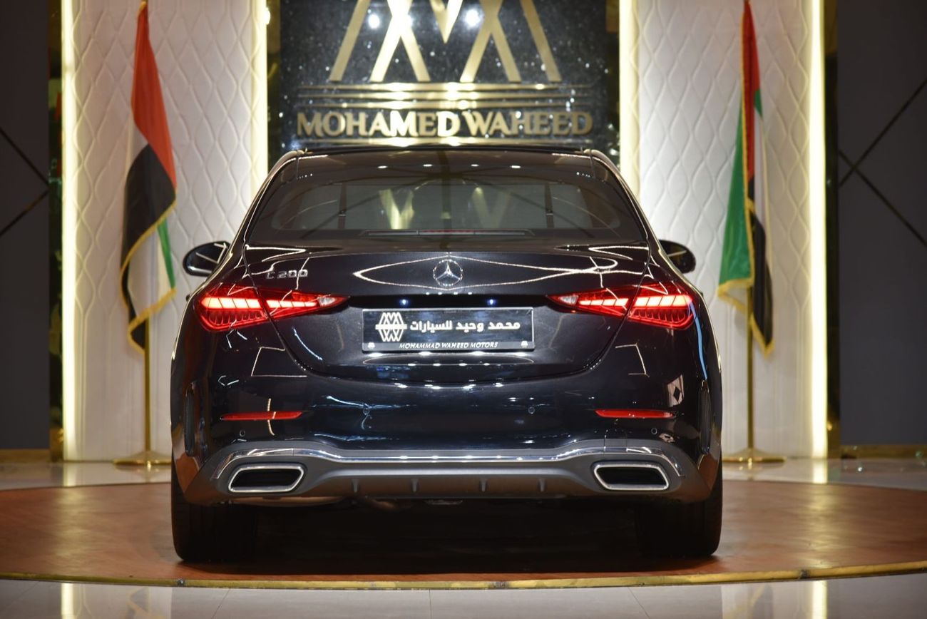 Mercedes-Benz C 200 ✔ Front projector ✔ Panoramic roof ✔ Welcome lighting