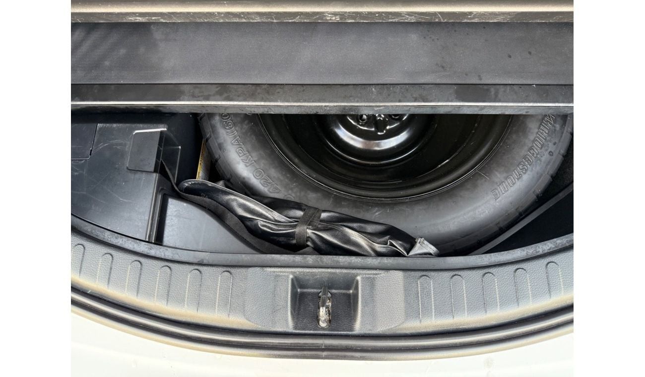 Toyota RAV4 VXR HEV 2.5L (219 HP) AWD