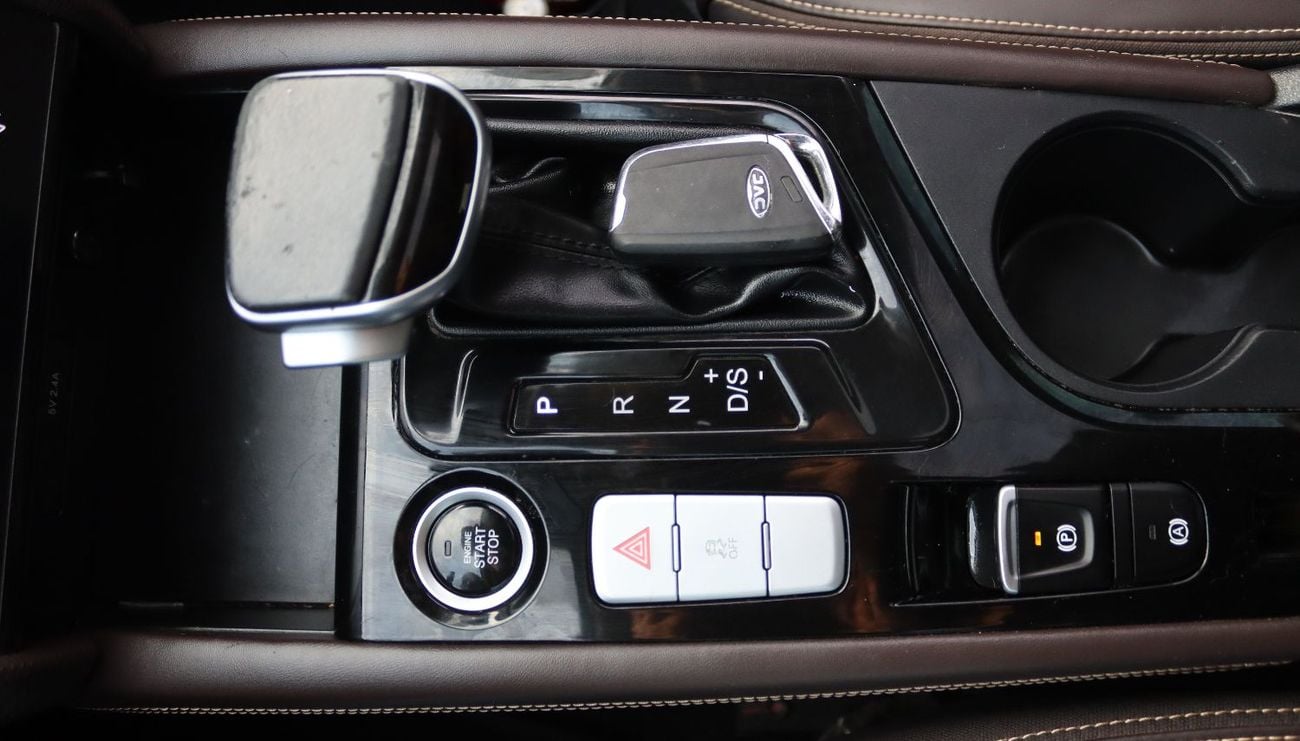 JAC J7 JAC J7 - 2023  - Turbo - GCC - Full option - Accident-free - 1.6L  - Excellent condition