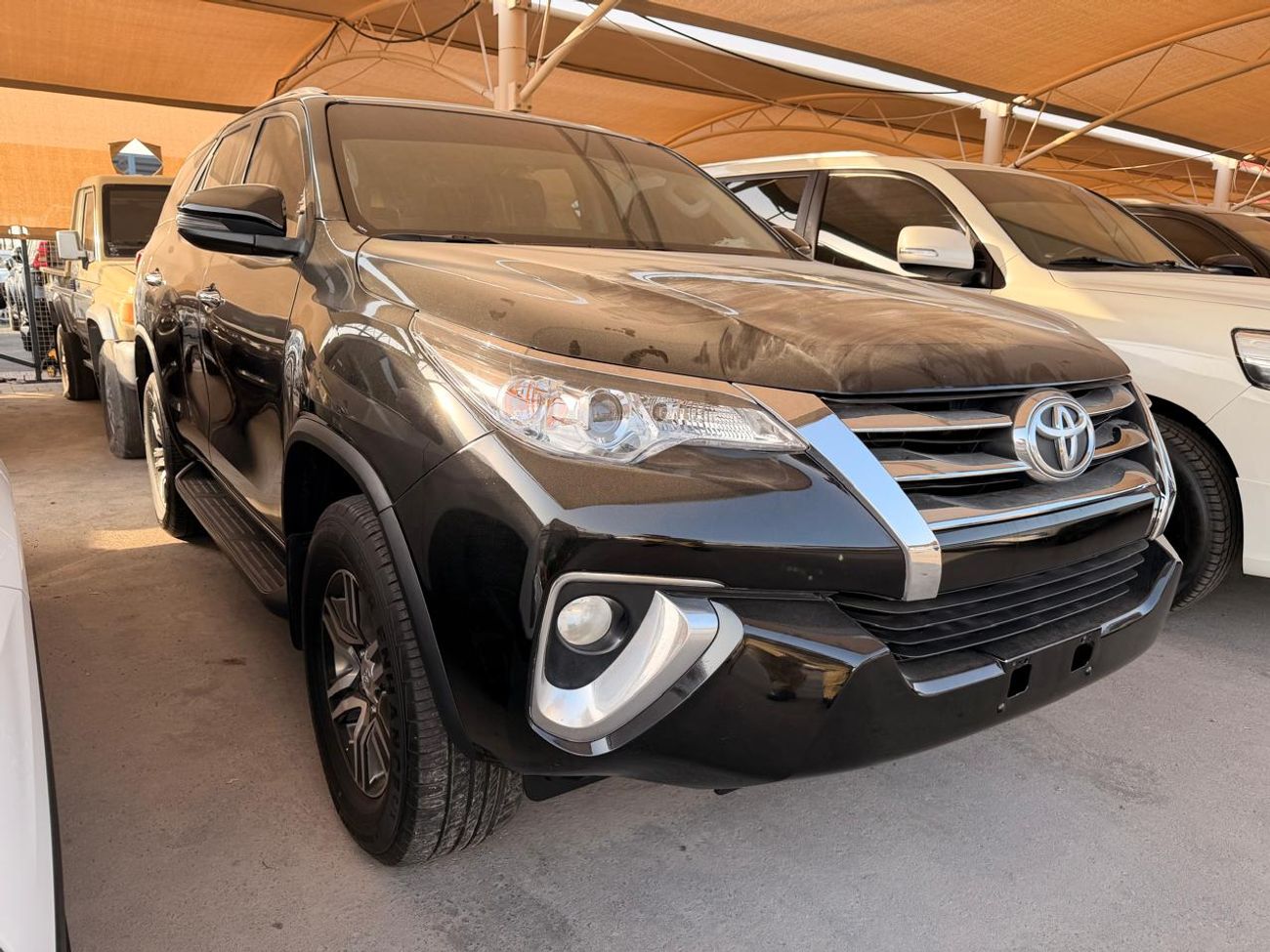 Toyota Fortuner EXR 2.7L (160 HP)