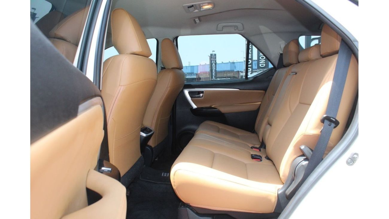 Toyota Fortuner GXR WITH LEATHER INTERIOR GCC