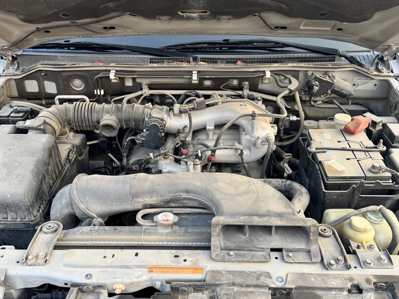 Mitsubishi Pajero GLS Mid 3.0L (177 HP)