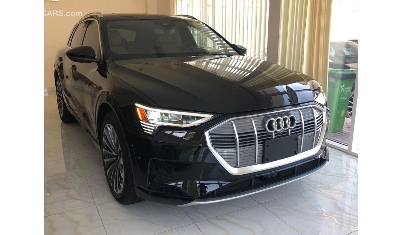 أودي اي-ترون 55- QUATTRO / CLEAN CAR / WITH WARRANTY