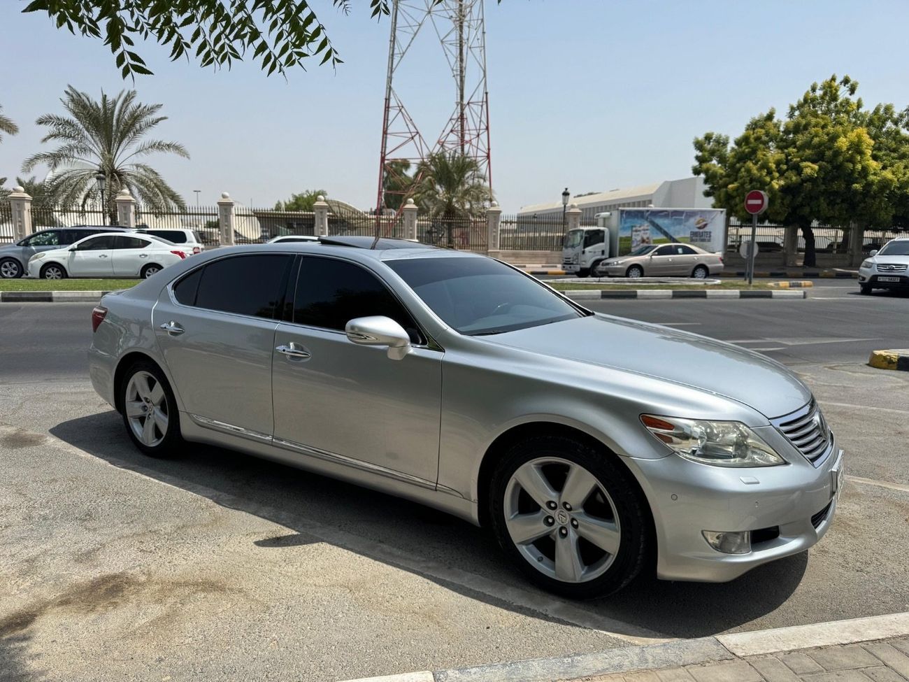 لكزس LS 460 L Titanium 4.6L