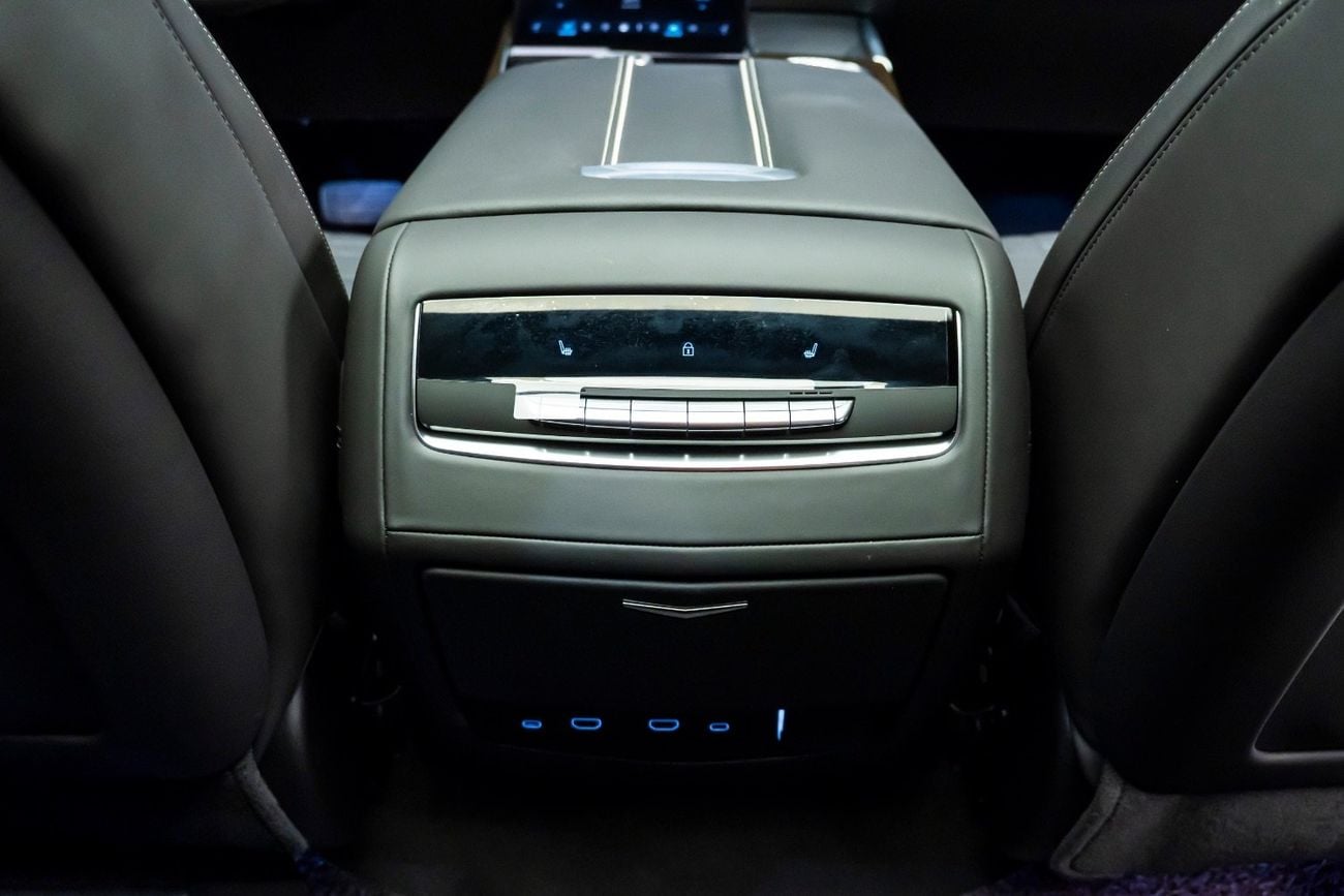 كاديلاك إسكالاد Sport Platinum 6.2L 4WD