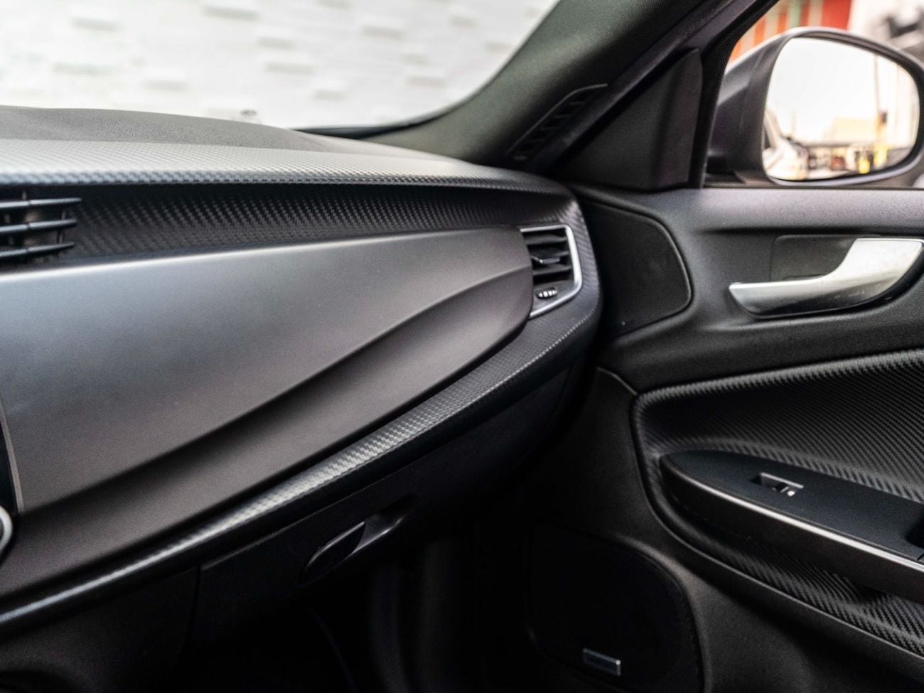 ألفا روميو جوليتا Veloce