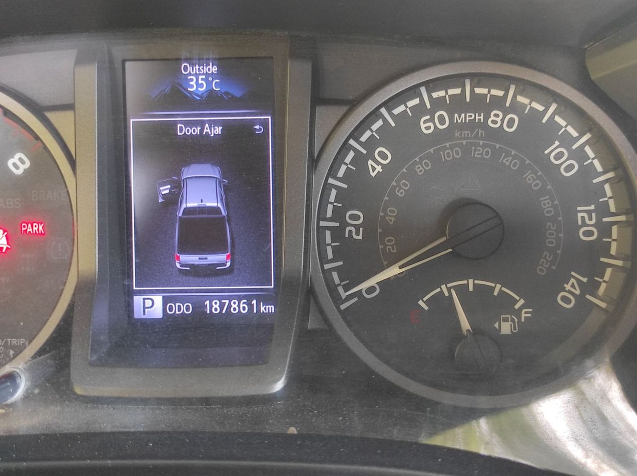 تويوتا تاكوما Toyota Tacoma 2017 V6 full options