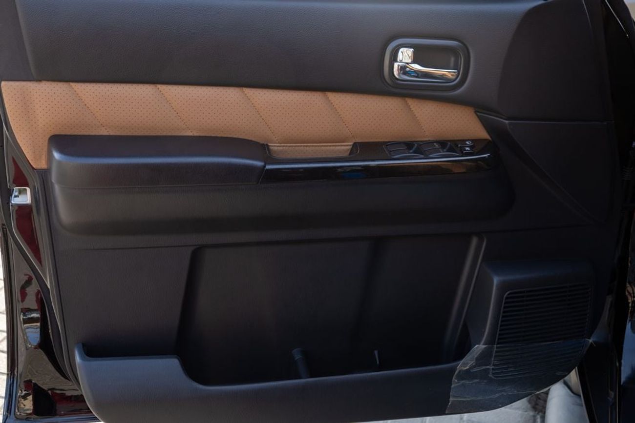 Nissan Patrol Super Safari Nissan Patrol Super Safari 2022 (LOWEST MILEAGE) GCC under Warranty with Flexible Down-Payment.