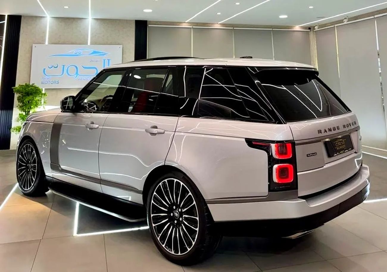 لاند روفر رينج روفر Supercharged 5.0L LOVELY SUPERCHARGED RR VOGUE V8 || GCC II TOP RANGE || ACCIDENT FREE || LOW MILES