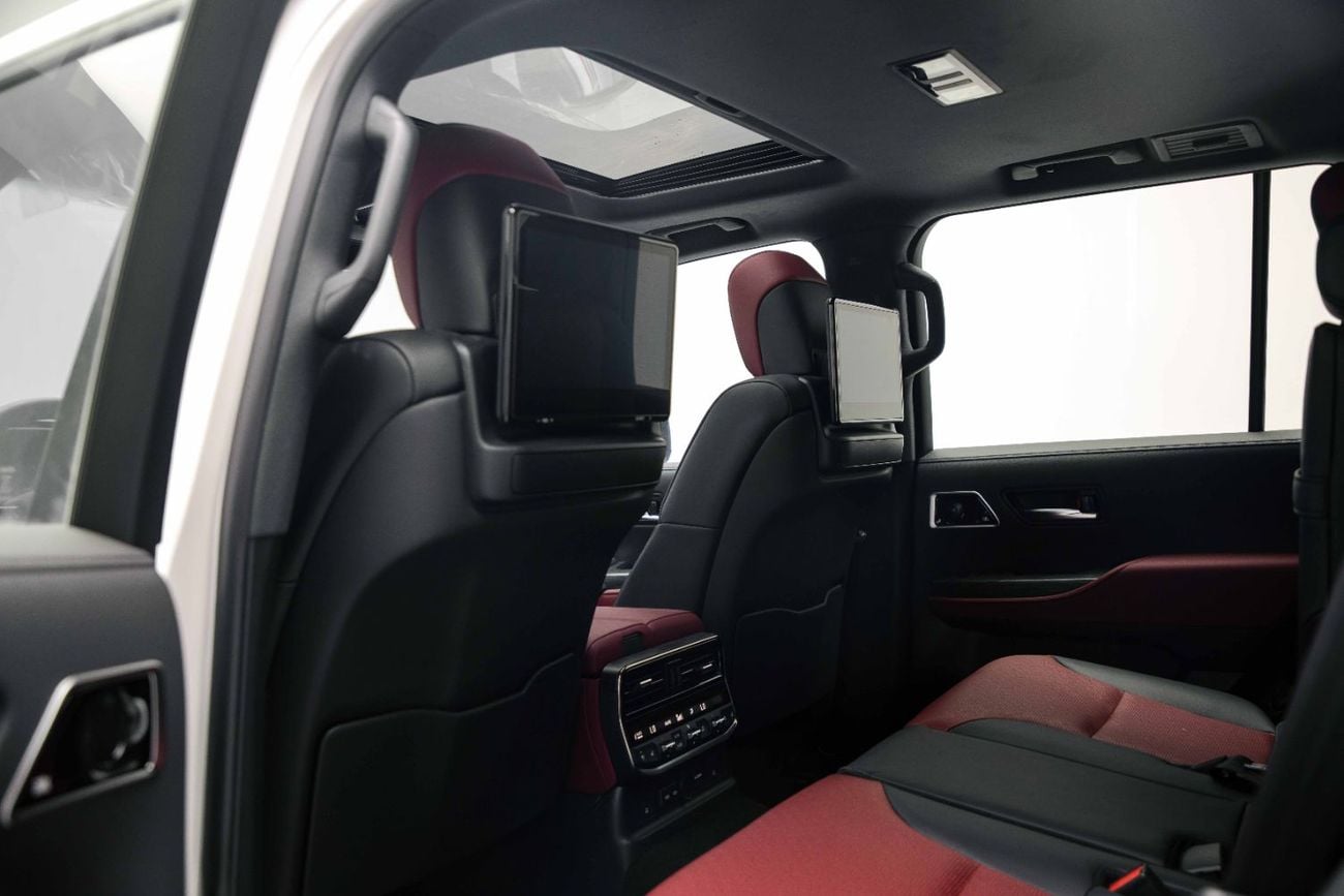 تويوتا لاند كروزر LC300 GR Sport 3.5L Hybrid - Precious White Inside GRS Black & Dark Red | Export