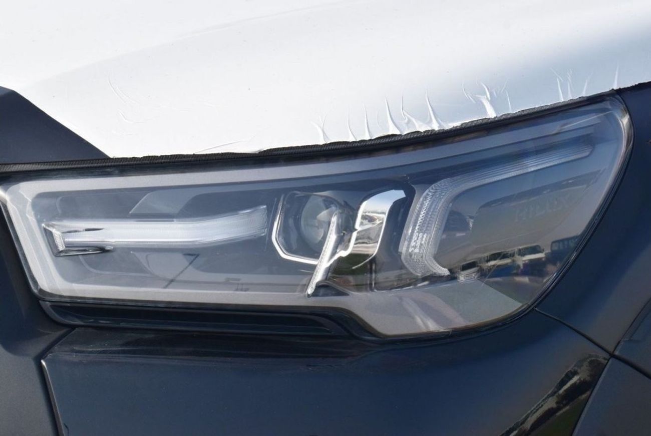 تويوتا هيلوكس Diesel Black 2025