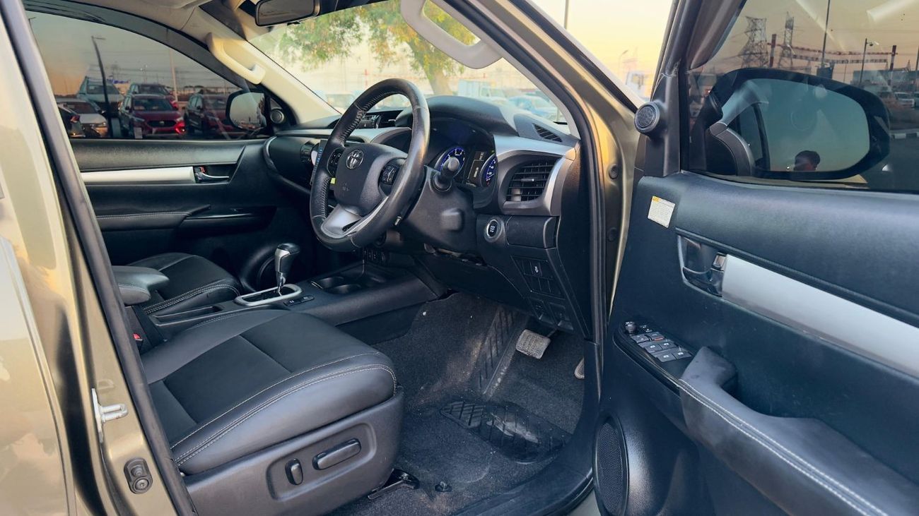 Toyota Hilux OFF-ROAD MODIFIED | 2.8L DIESEL ENGINE | RHD | 2018