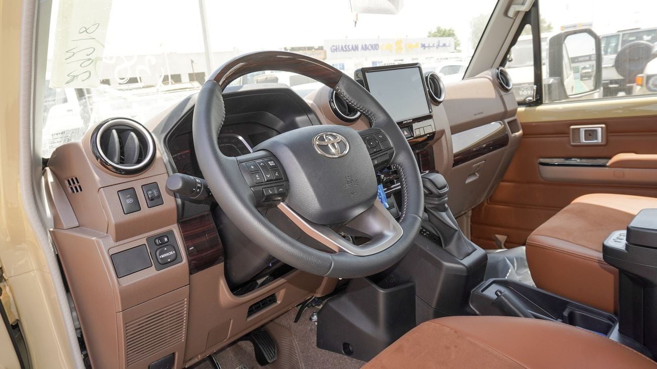 Toyota Land Cruiser 70 HT VXR LX 4.0L V6 A/T