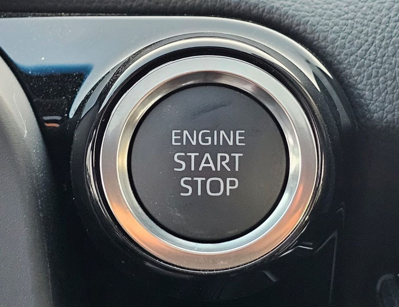 Toyota Land Cruiser VXR TOYOTA LANDCRUISER LC300 VXR TWIN TURBO AURO KIT FULL OPTION SA PETROL AT 3.5L V6 4WD CH# 28463 CODE