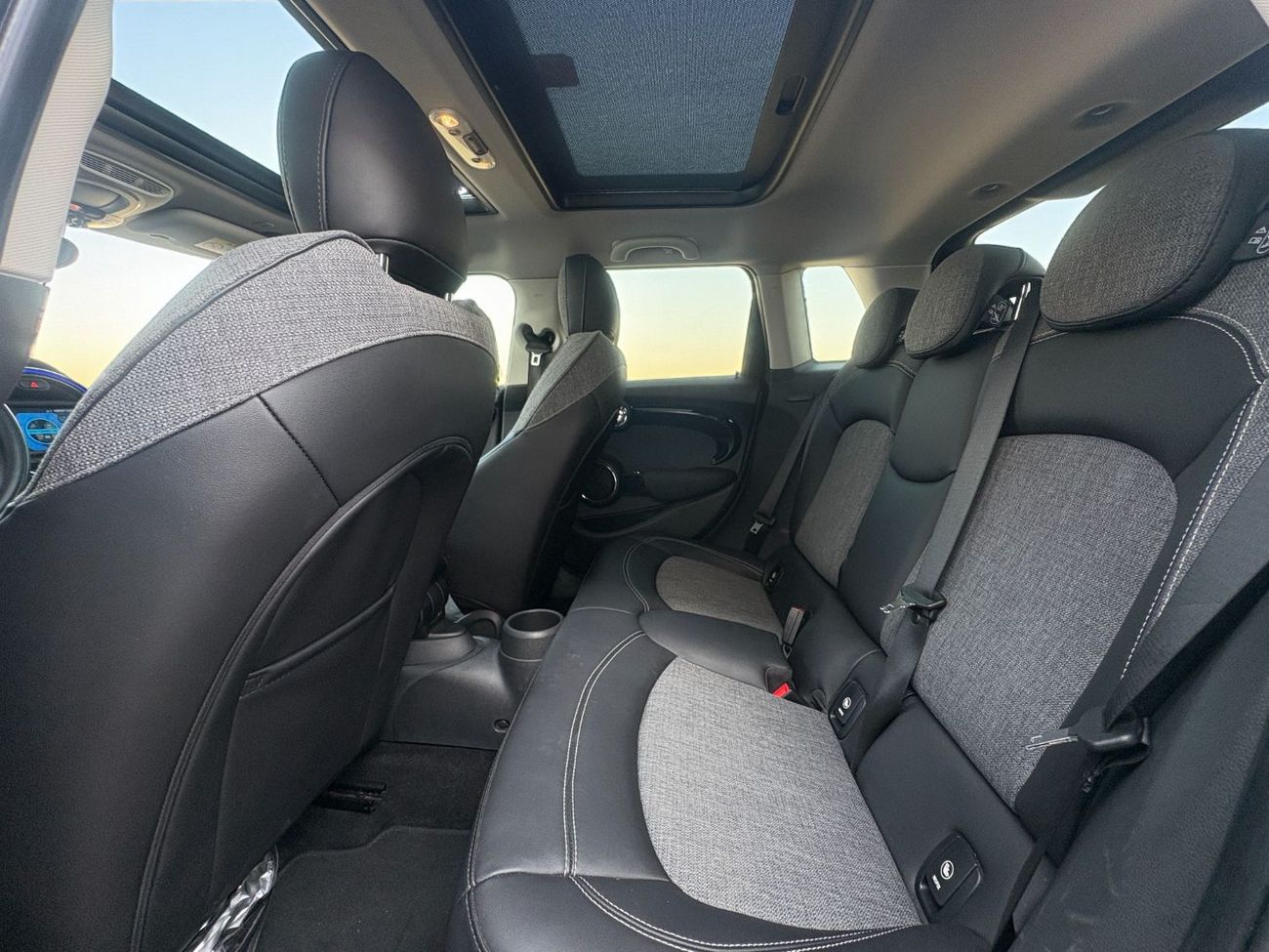 ميني كوبر Std 1.5L I3 A/T | 2020 | GCC SPECS | AED 960 per month