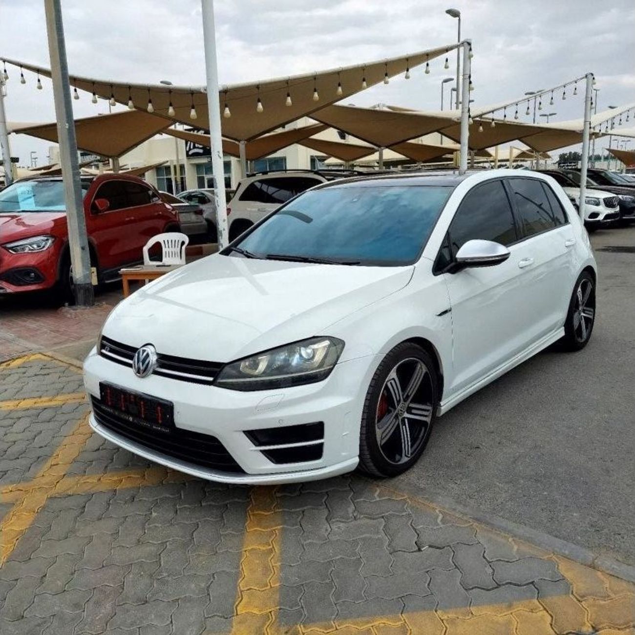 Volkswagen Golf R Sport
