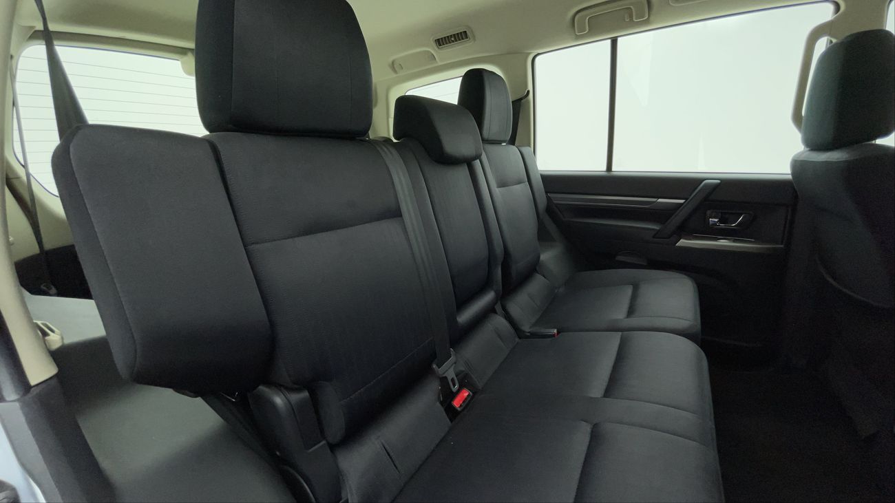 Mitsubishi Pajero GLS BASE 3.5 | Zero Down Payment | Free Home Test Drive