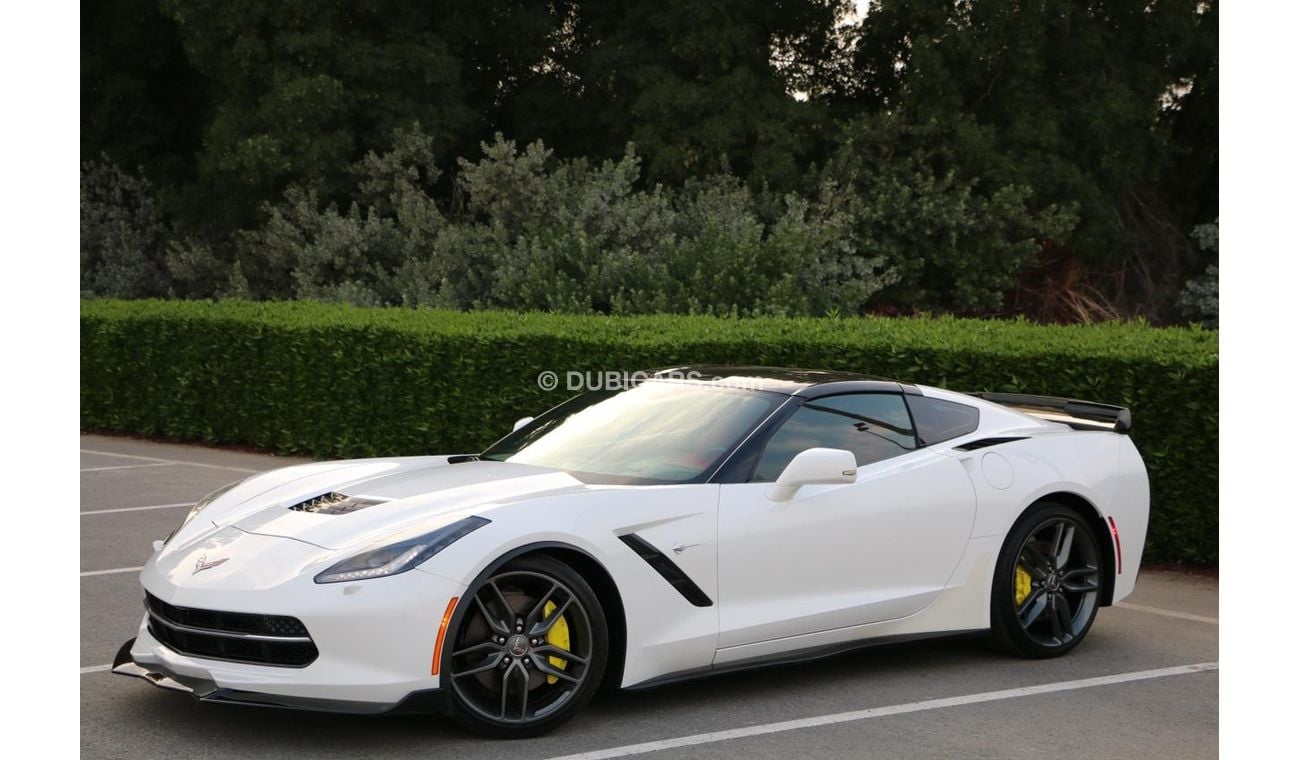 Chevrolet Corvette Z51 CHEVROLET CORVETTE C7 GCC 2014 FULL OPTION
