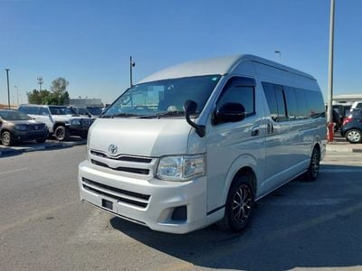 Toyota Hiace TOYOTA HIACE VAN RHD 2011 MODEL 3.0 L DIESEL AUTOMATIC(PM010795)