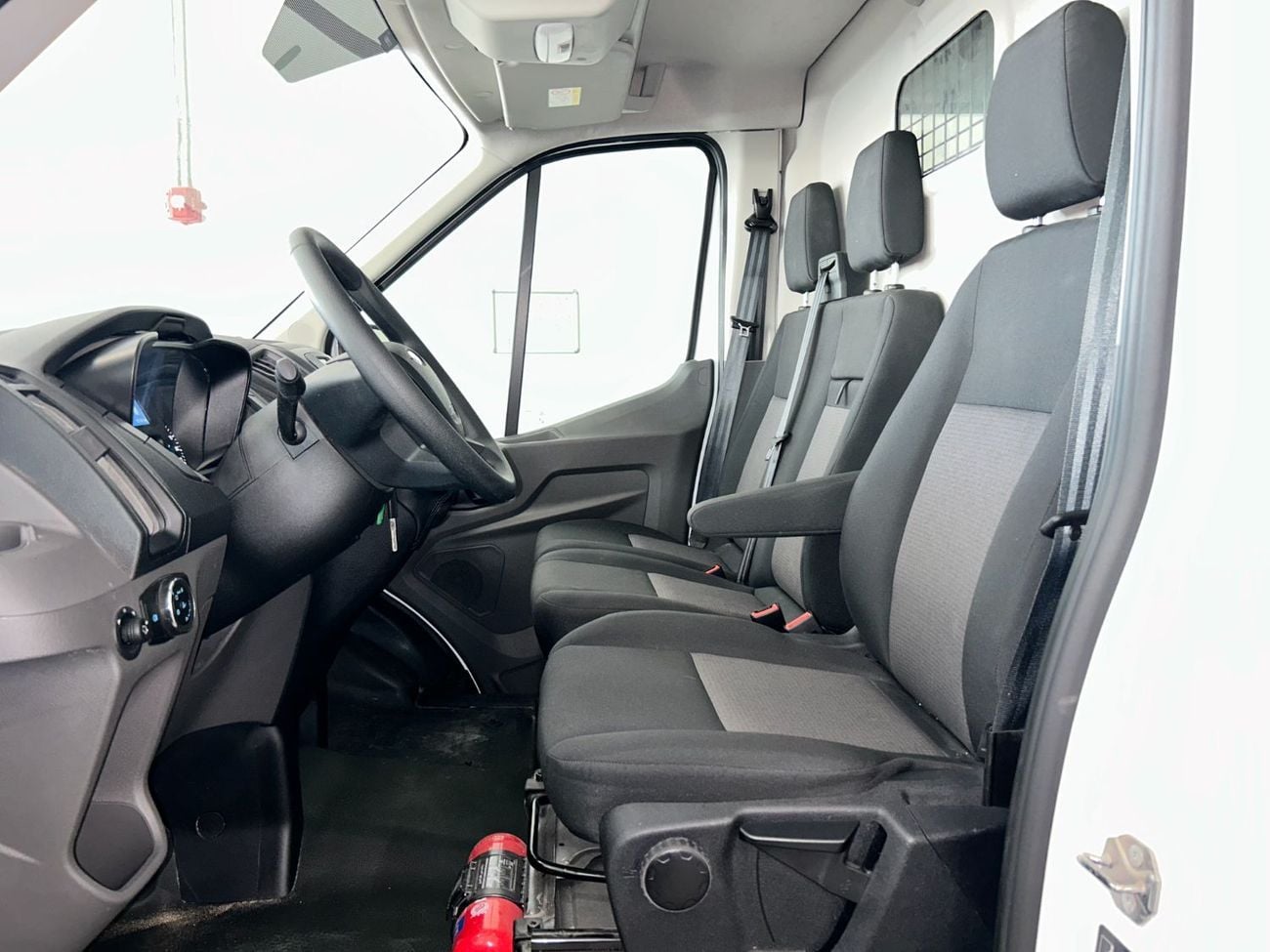 Ford Transit TVE4523 TRANSIT / AL TAYER MOTORS AL QOUZ SHOWROOM