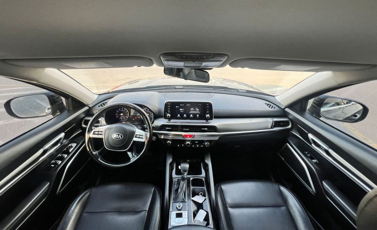 Kia Telluride LX 2020 Kia Telluride 3.8L V6 - Rear Camera & Sensor - Leather Seats With Rims -