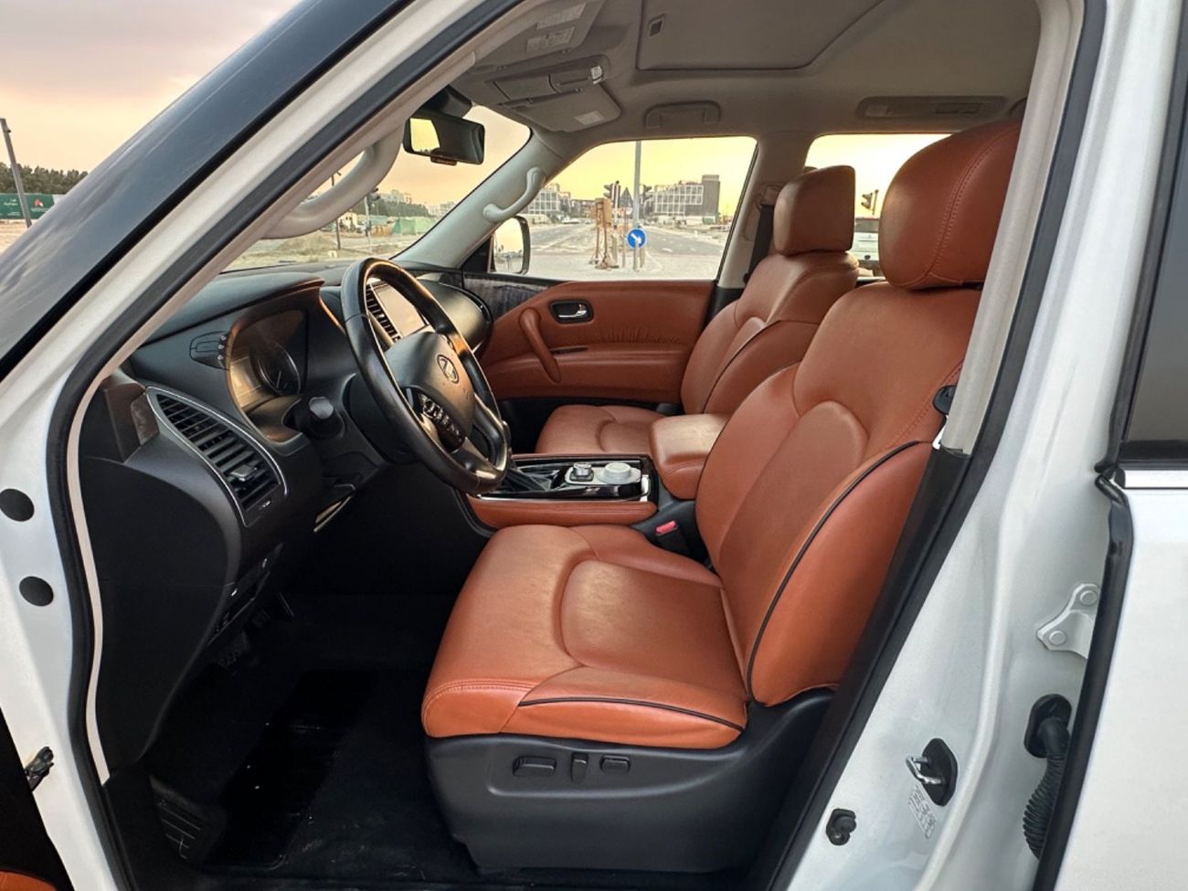 Nissan Patrol SE T1 4.0L MODEL 2020 GCC CAR PERFECT CONDITION INSIDE AND OUTSIDE FULL OPTION