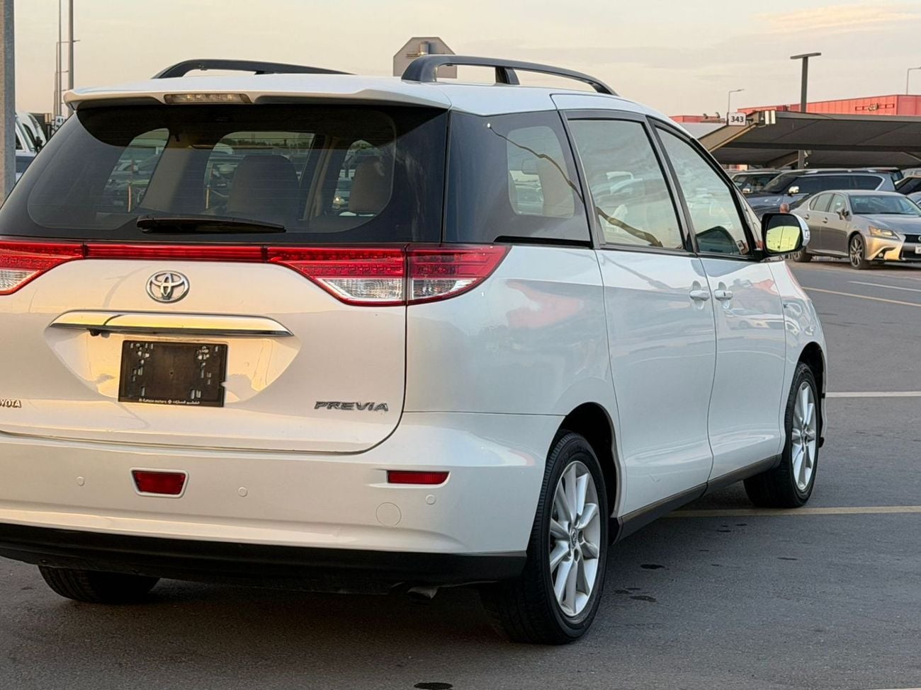 Toyota Previa No.1, 7 seats,Gcc