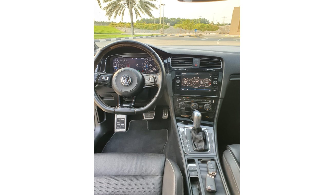 Volkswagen Golf Golf R 2018 GCC