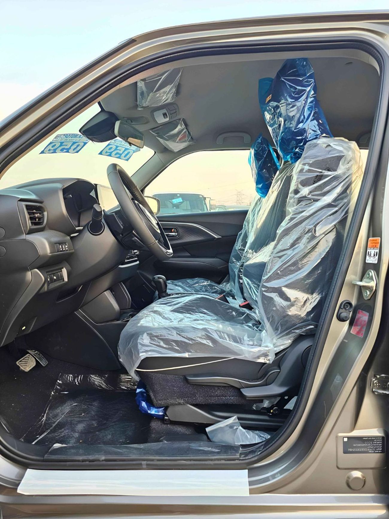 Suzuki Swift GLX | GCC WITH RADAR | BLINDSPOTS | HIGH OPTION | CODE # GLXHR