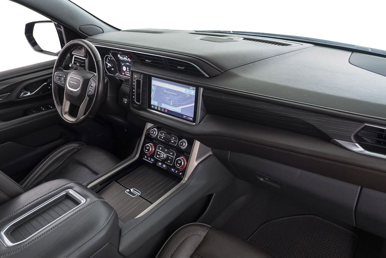 GMC Yukon Denali 6.2L (8 Seater)