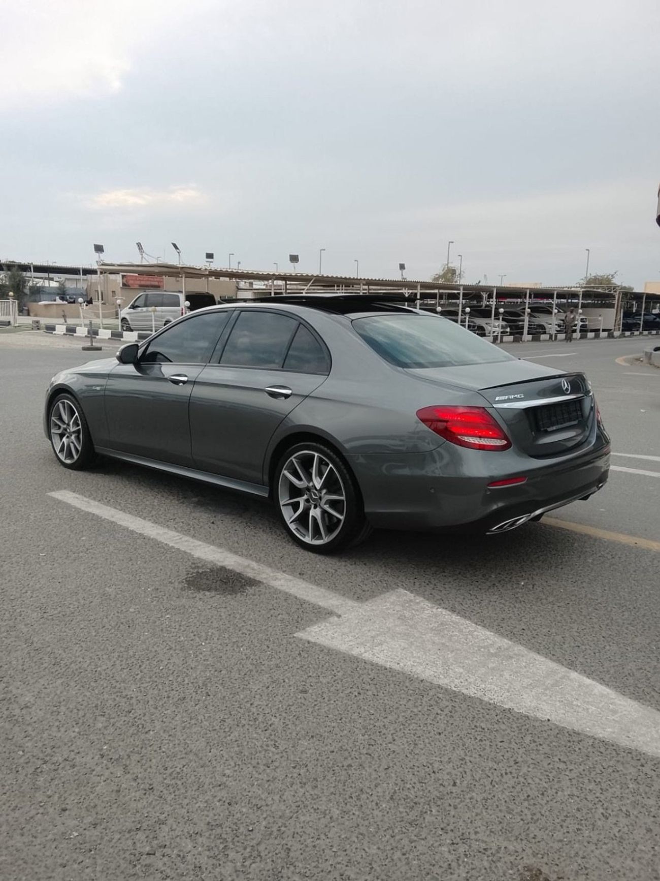 Mercedes-Benz E 43 AMG