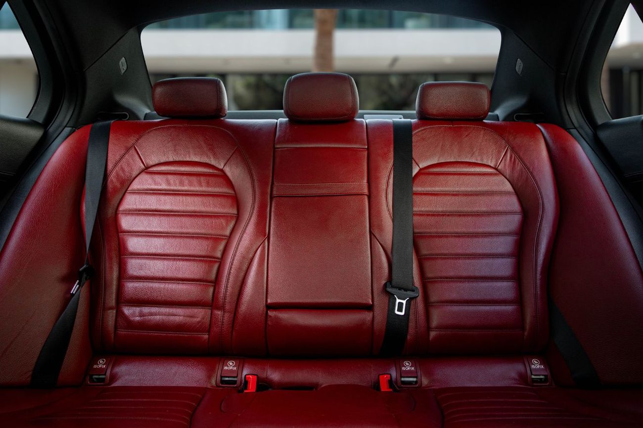 مرسيدس بنز C 200 2,644 P.M  | 0% Downpayment | Mercedes C200 AMG!