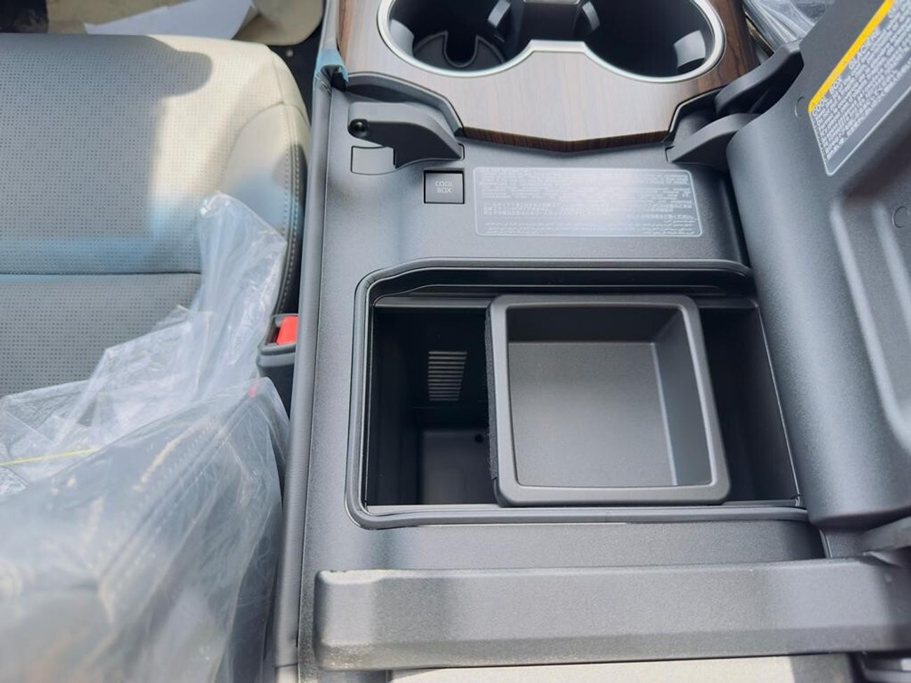 تويوتا لاند كروزر 2023 تويوتا لاندكروزر في اكس 3.3ل ديزل 7 مراتب جديد