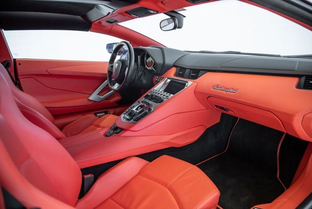 Lamborghini Aventador ROADSTER LP700