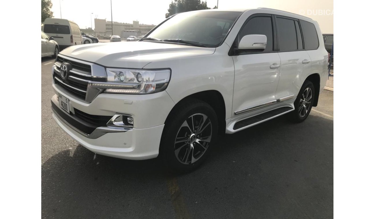 Toyota Land Cruiser GXR