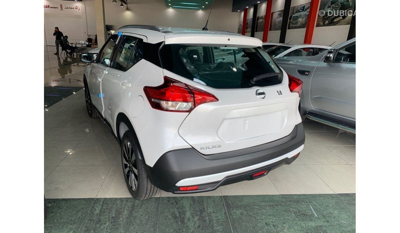 Nissan Kicks 1.6 MY2020 MID OPTION (LOCAL WARRANTY)