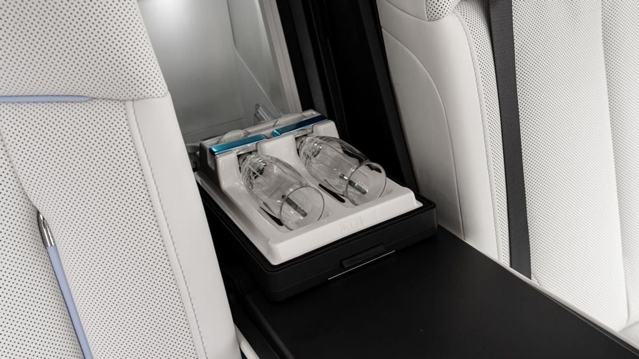 رولز رويس فانتوم - 2026 - GCC - Under Warranty and Service Contract