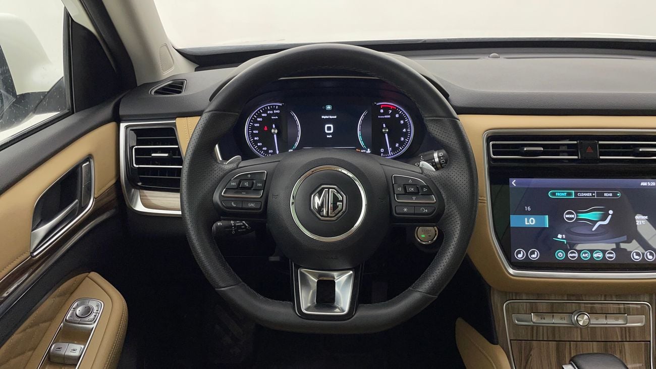 أم جي RX8 LUXURY 2 | بدون دفعة مقدمة | اختبار القيادة في المنزل