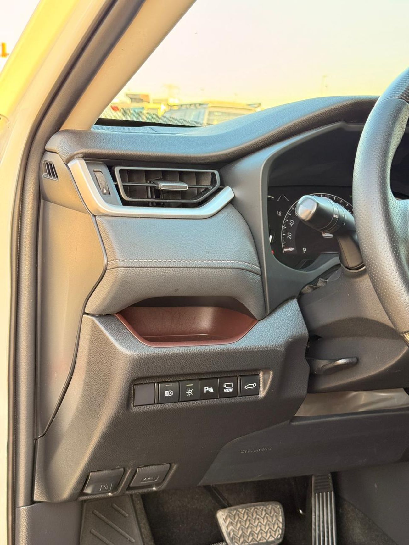 Toyota RAV4 RAV4 2.0L Japan Full option 360 camera, leather seats