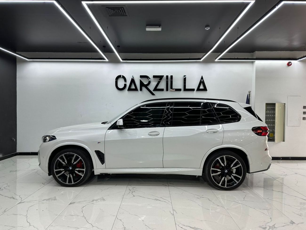 BMW X5 40i xDrive 3.0L AED 6,325 / Month | 0% Down Payment | Premium Performance SUV | GCC Specs