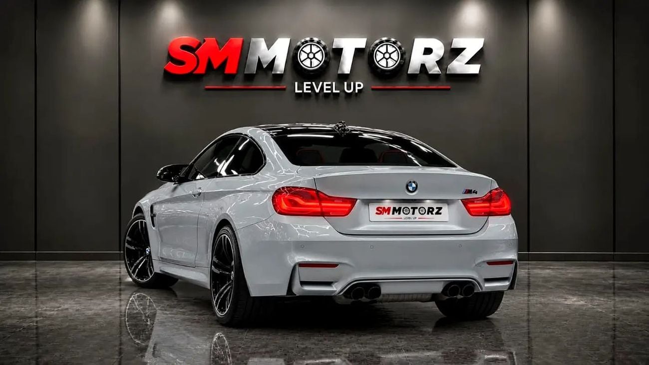 بي أم دبليو M4 M COMPETITION
