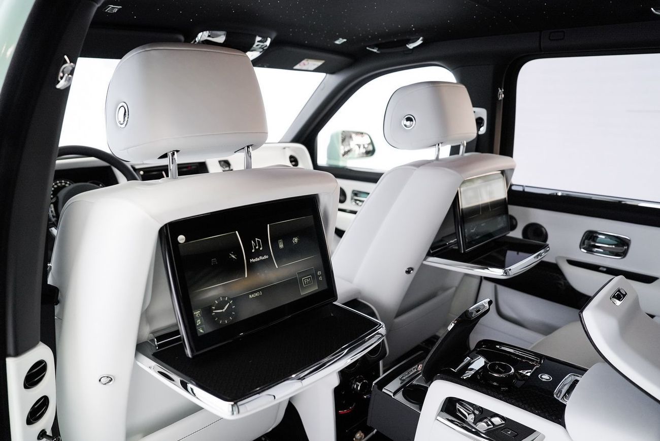 Rolls-Royce Cullinan Rolls Royce Cullinan Black Badge