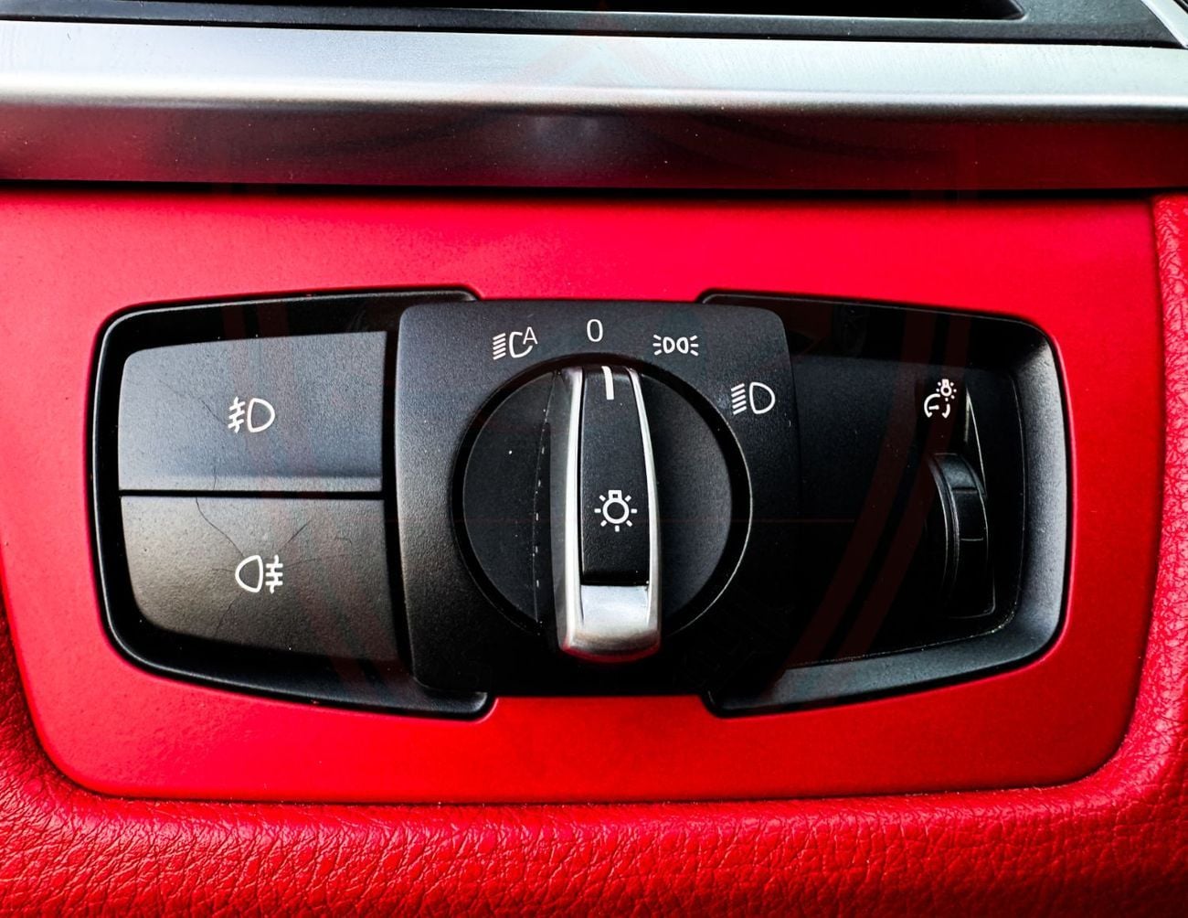 BMW 420i Sport Line 2.0L BMW 420 i | 2.0 L | 2019 | GCC | convertible | Accident-Free | In Excellent Conditio