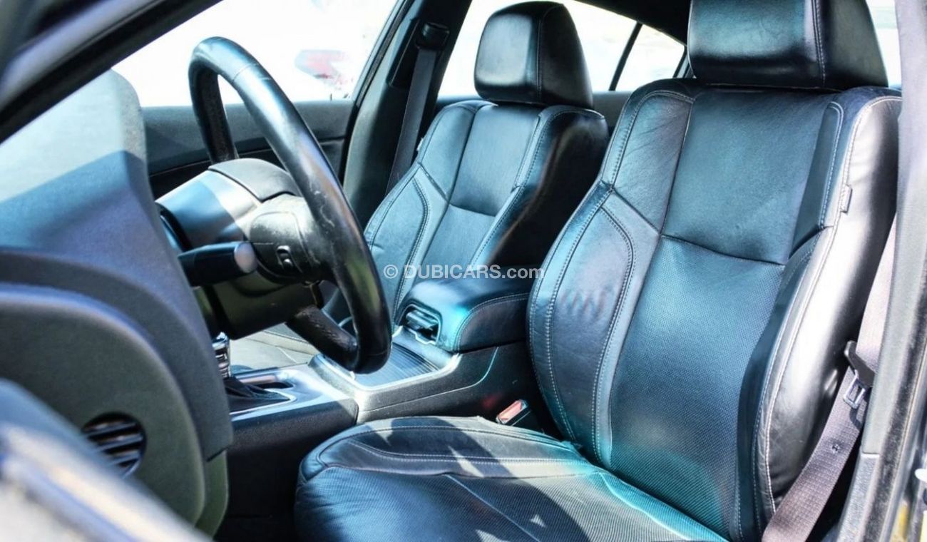 Dodge Charger 3.6L SXT Plus *SXT PLUS*Charger V6 3.6L 2019/FullOption/Original AirBags/Excellent Condition