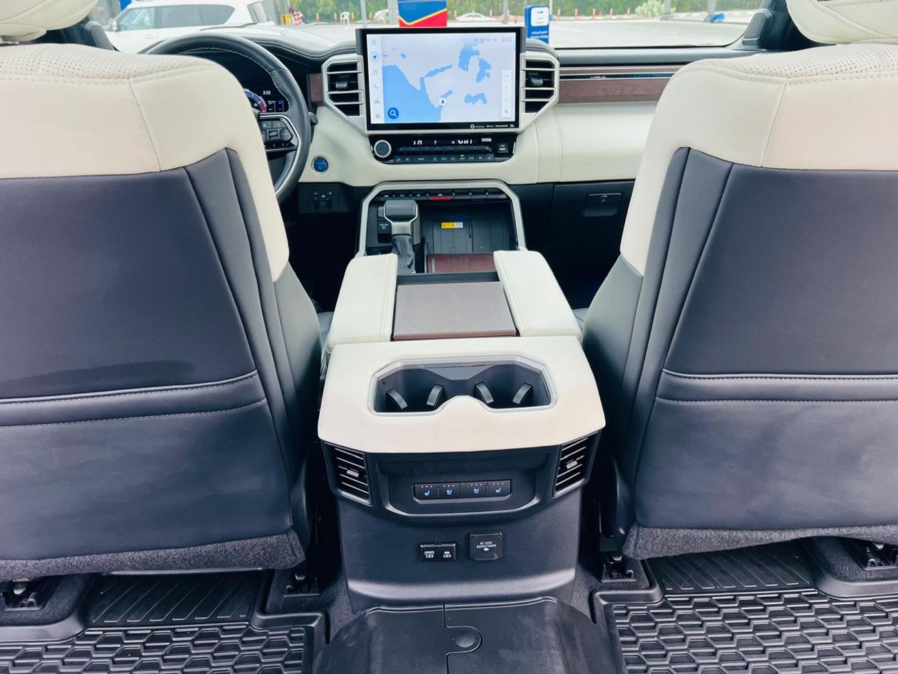 Toyota Tundra CAPSTONE