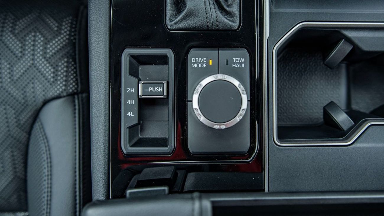 تويوتا تاندرا 2023 TOYOTA TUNDRA 3.5L PETROL AUTOMATIC ZERO KM