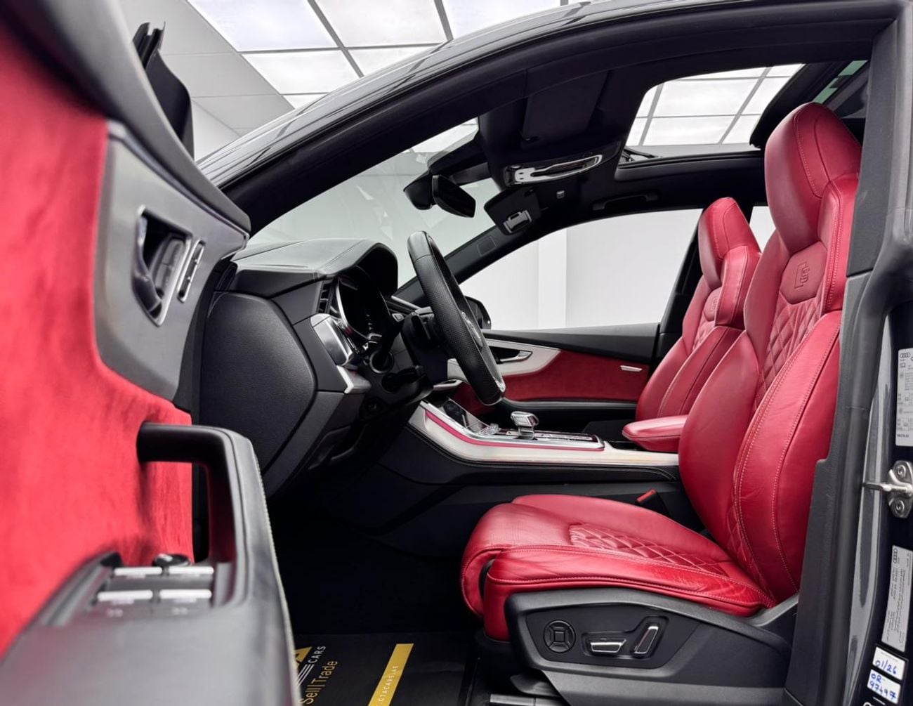 أودي Q8 2021 Audi Q8 55 TFSI Quattro S-Line, 2026 Audi Warranty + Service Pack, Excellent Condition, GCC