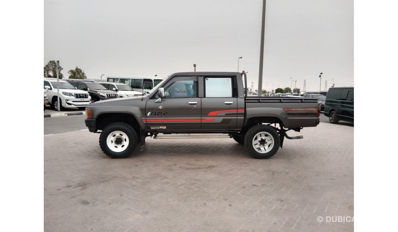 Toyota Hilux TOYOTA HILUX PICK UP RIGHT HAND DRIVE (PM1554)