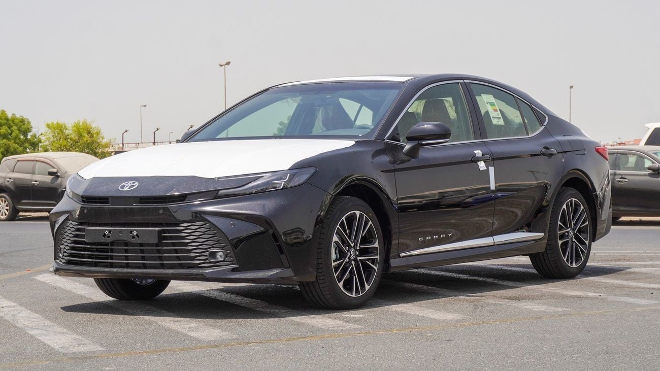Toyota Camry LE HEV