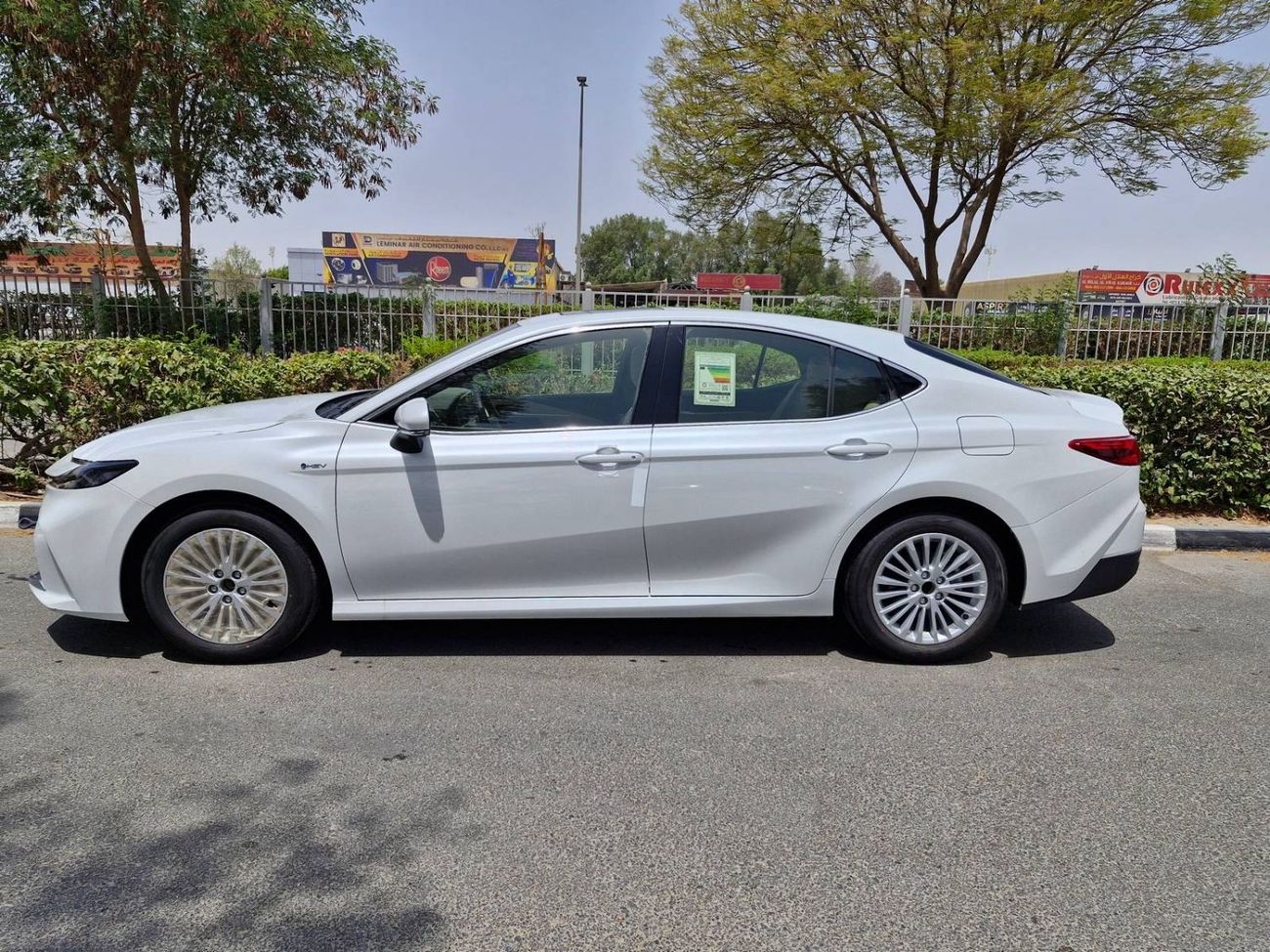 تويوتا كامري 2025 TOYOTA CAMRY HEV LE 2.5L BASIC GCC BRAND NEW 0KM